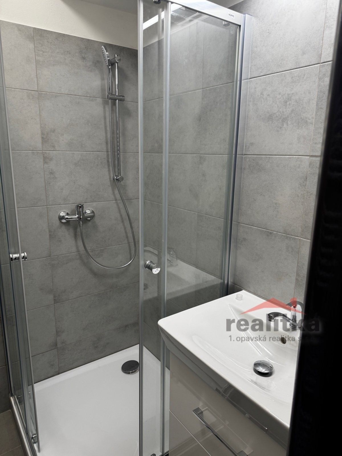 Pronájem bytu 3+1 90 m² - foto 5
