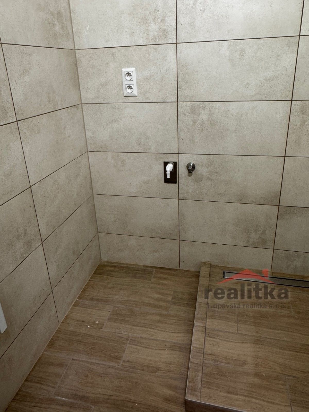 Pronájem bytu 3+1 90 m² - foto 6