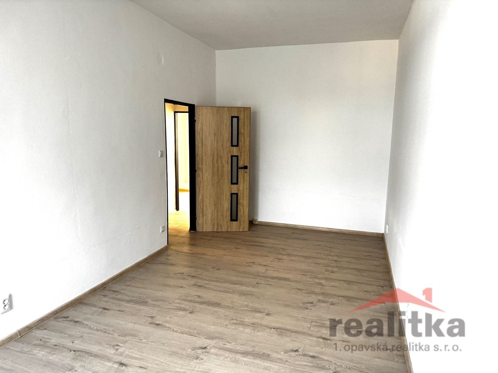 Pronájem bytu 3+1 90 m² - foto 11