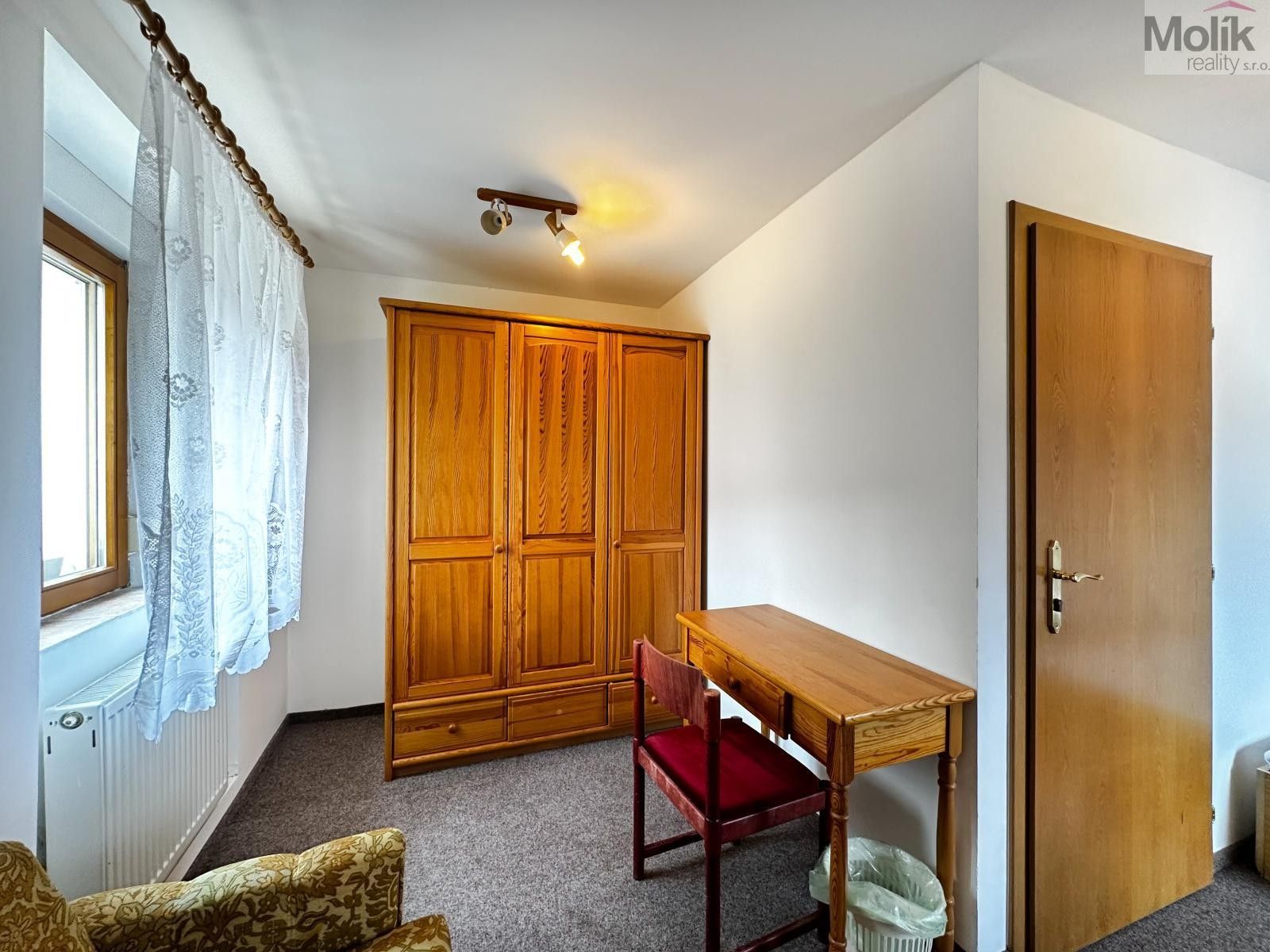 Pronájem komerčního prostoru 980 m² - foto 12
