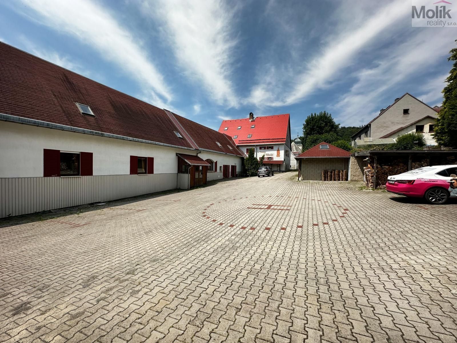 Pronájem komerčního prostoru 980 m² - foto 17