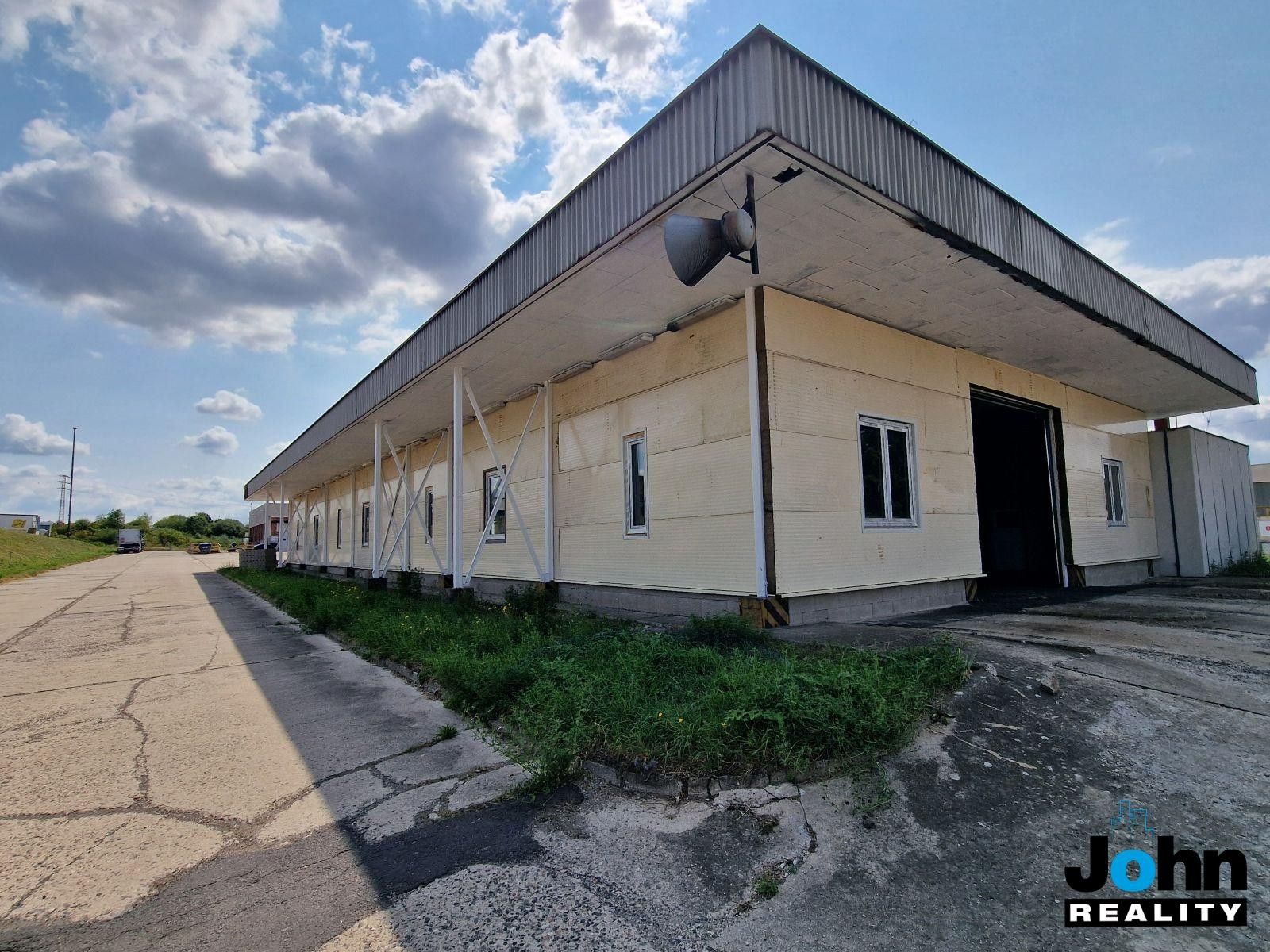 Pronájem komerčního prostoru 300 m² - foto 1