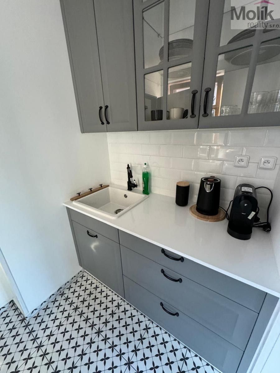 Pronájem bytu 1+1 31 m² - foto 2