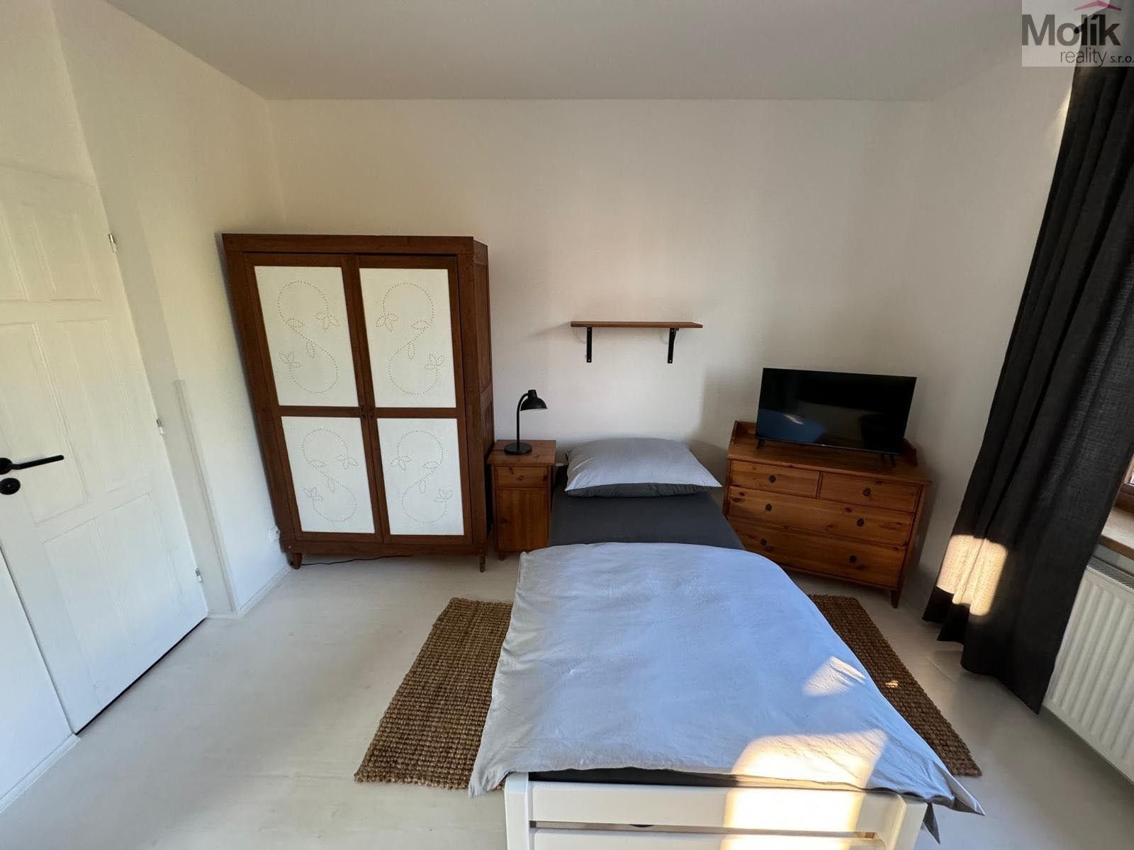 Pronájem bytu 1+1 31 m² - foto 4