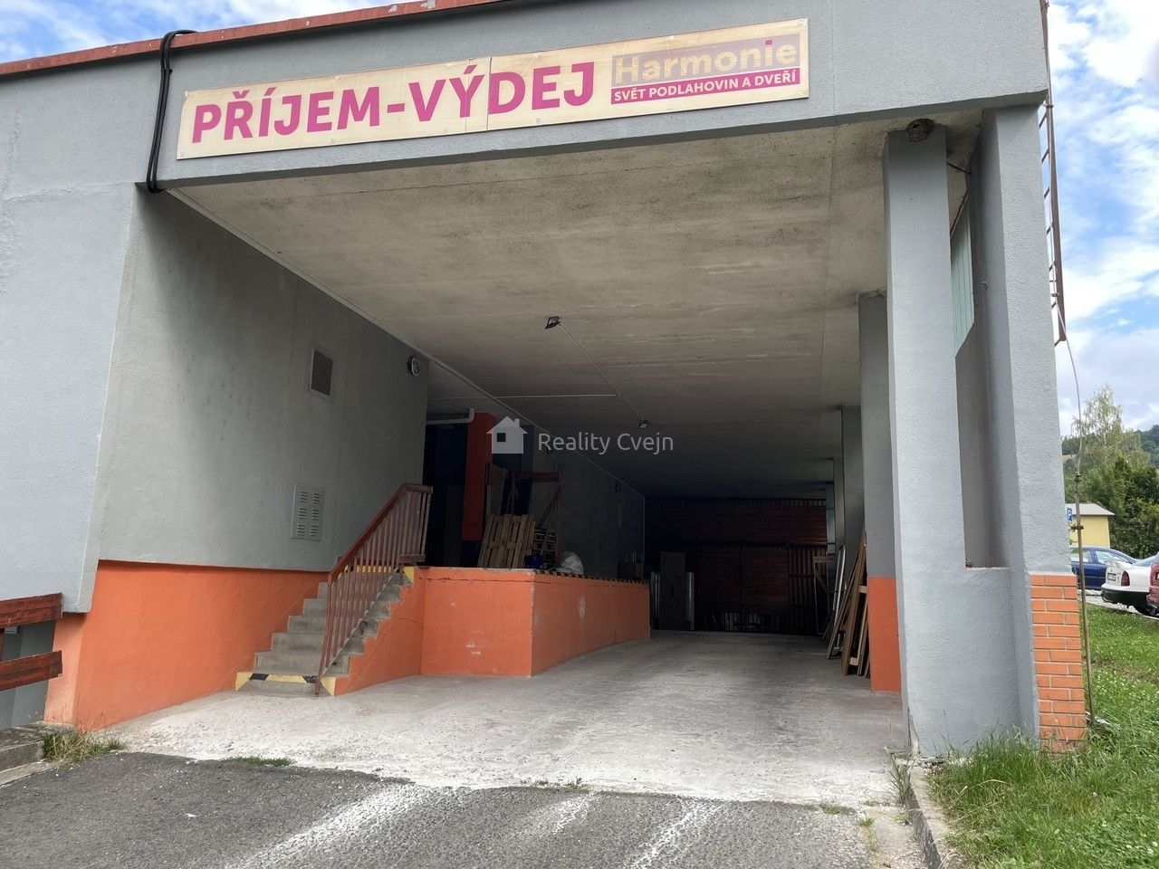 Prodej nemovitosti 1057 m² - foto 6