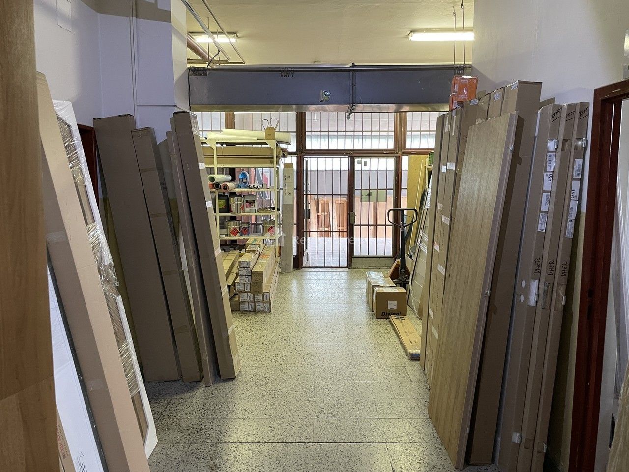 Prodej nemovitosti 1057 m² - foto 9