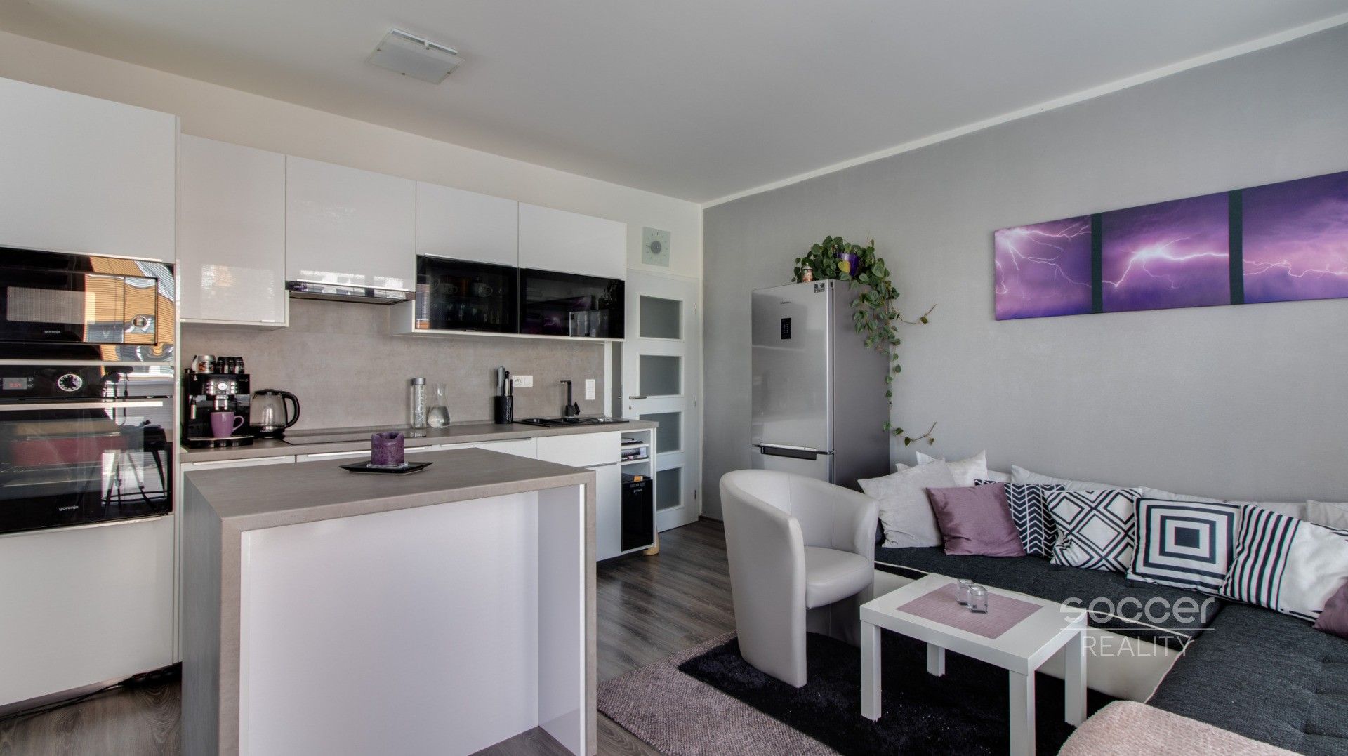 Pronájem bytu 2+kk 41 m² - foto 4