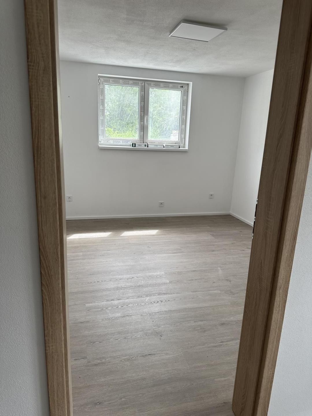 Pronájem bytu 2+1 56 m² - foto 5