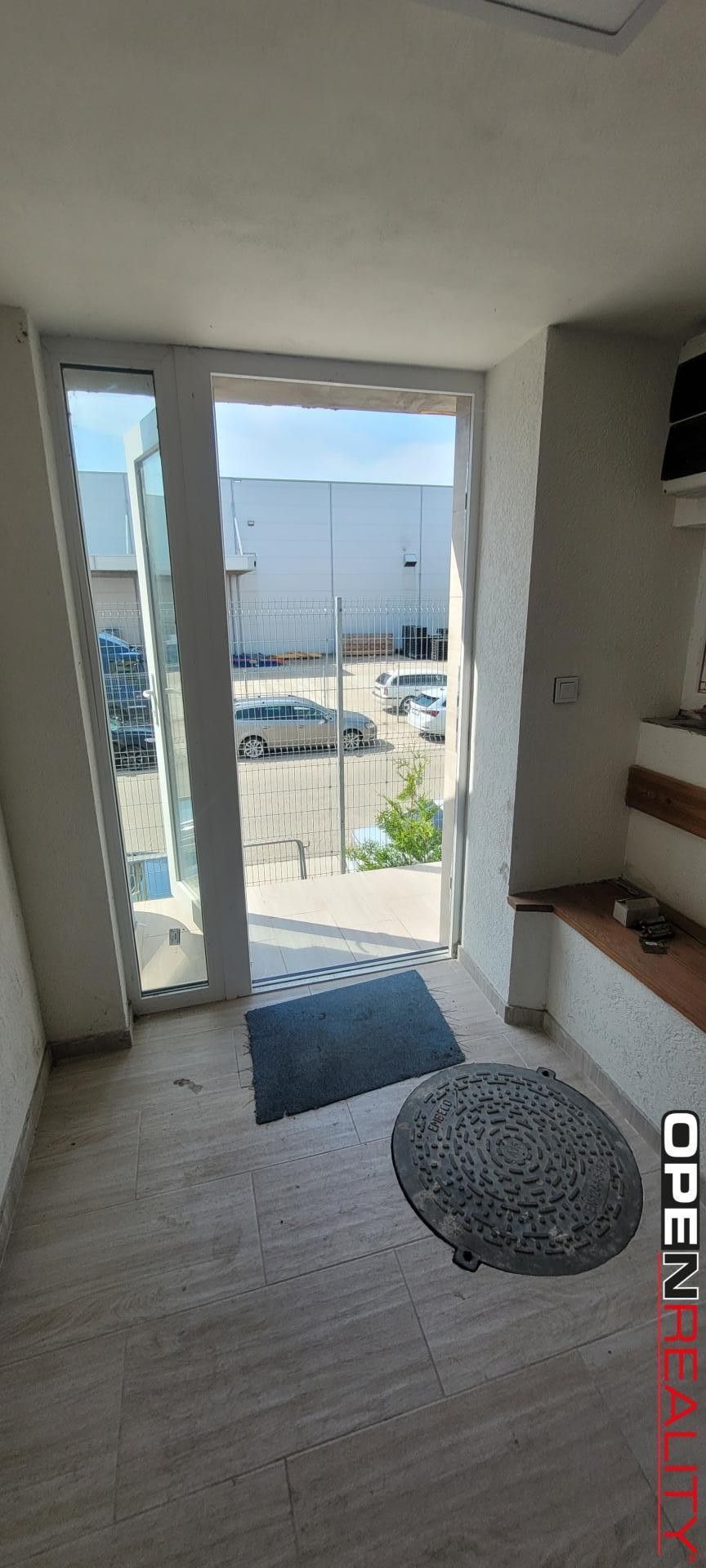 Pronájem komerčního prostoru 277 m² - foto 7