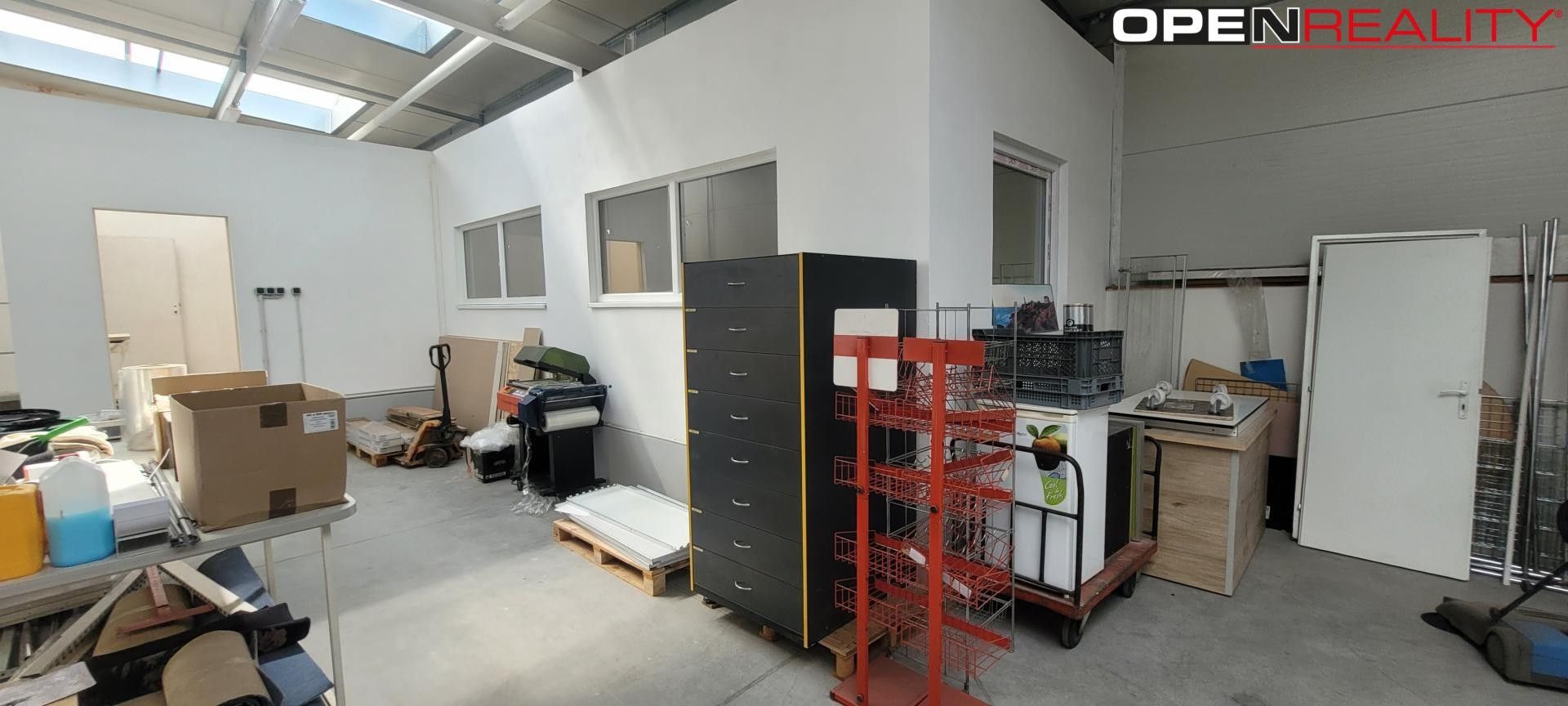 Pronájem komerčního prostoru 277 m² - foto 8