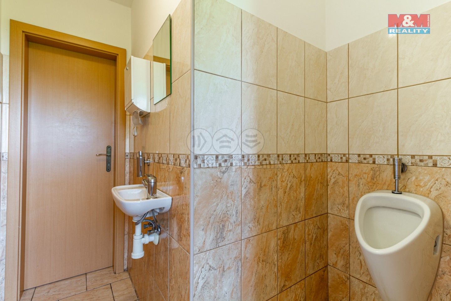 Prodej komerčního prostoru 159 m² - foto 9