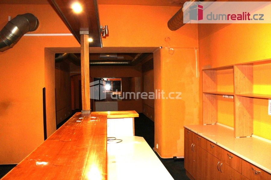 Pronájem komerčního prostoru 145 m² - foto 3