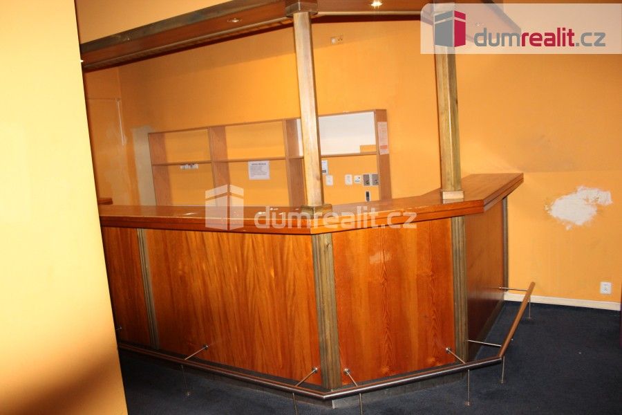 Pronájem komerčního prostoru 145 m² - foto 4