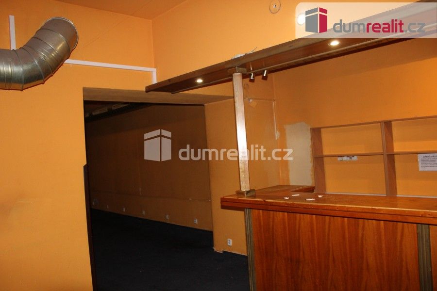 Pronájem komerčního prostoru 145 m² - foto 6
