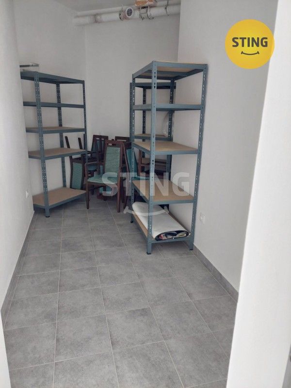 Pronájem komerčního prostoru 108 m² - foto 15