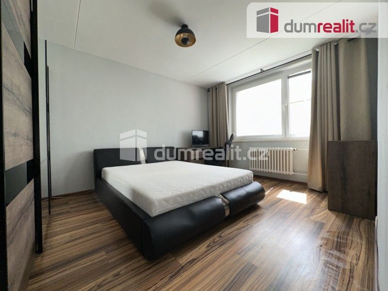 Pronájem bytu 2+1 52 m² - foto 3