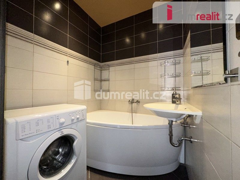 Pronájem bytu 2+1 52 m² - foto 4