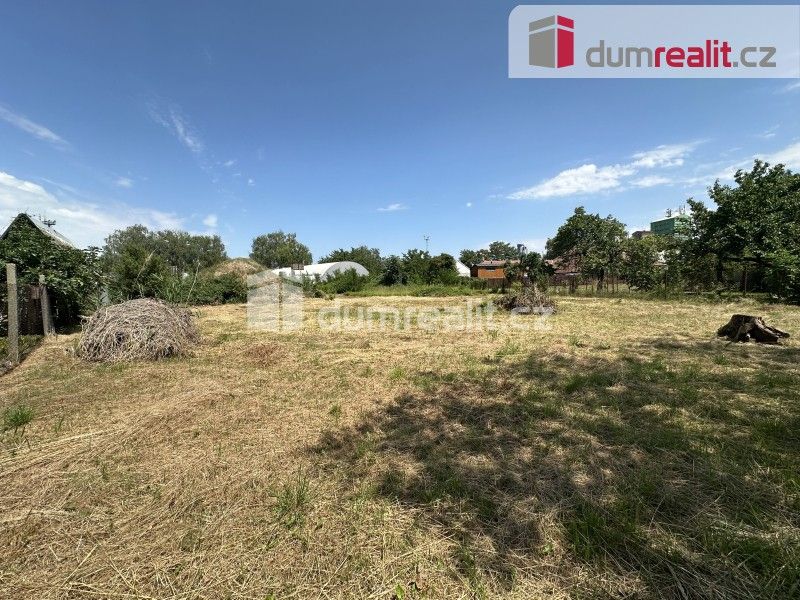 Prodej pozemku 2401 m² - foto 2