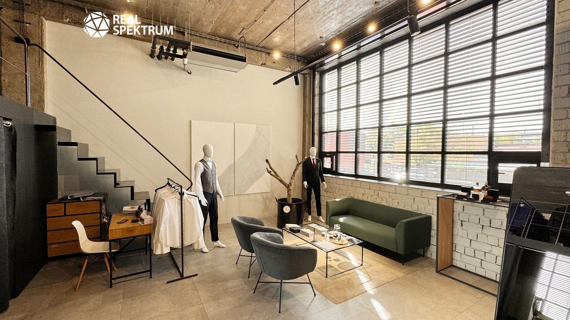 Pronájem komerčního prostoru 140 m² - foto 2