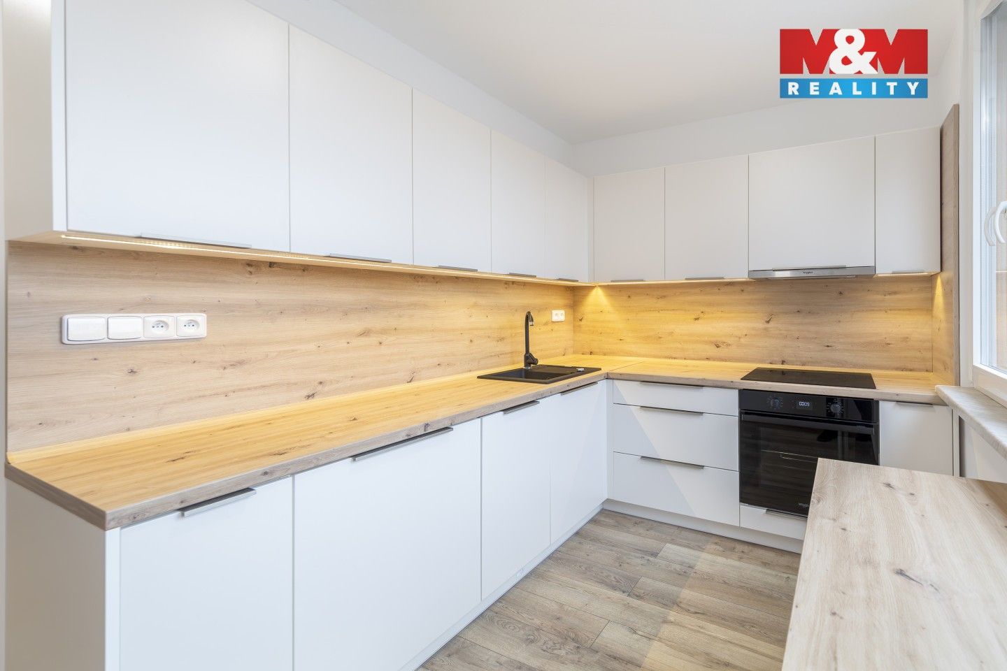 Pronájem bytu 2+1 53 m² - foto 4