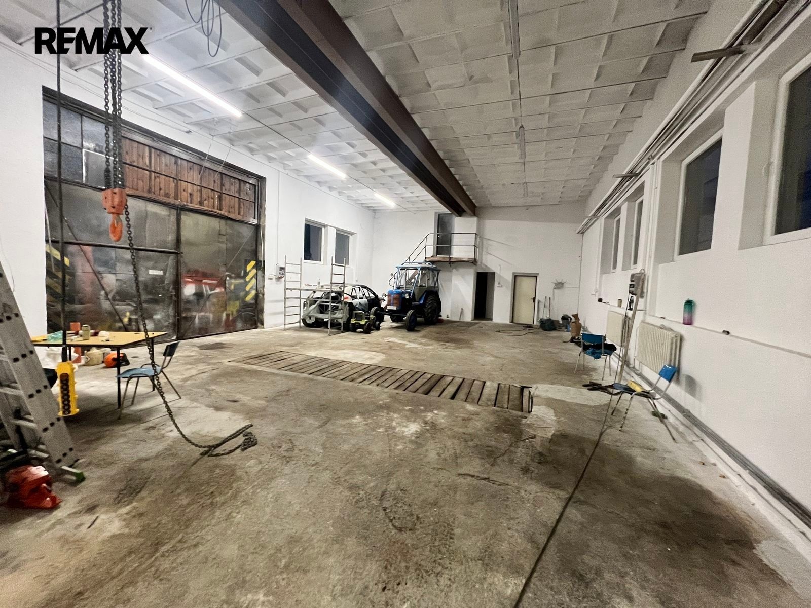 Pronájem komerčního prostoru 250 m² - foto 6