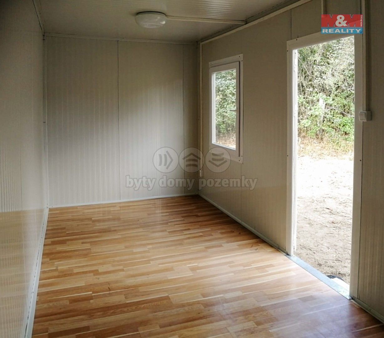 Prodej nemovitosti 36 m² - foto 2