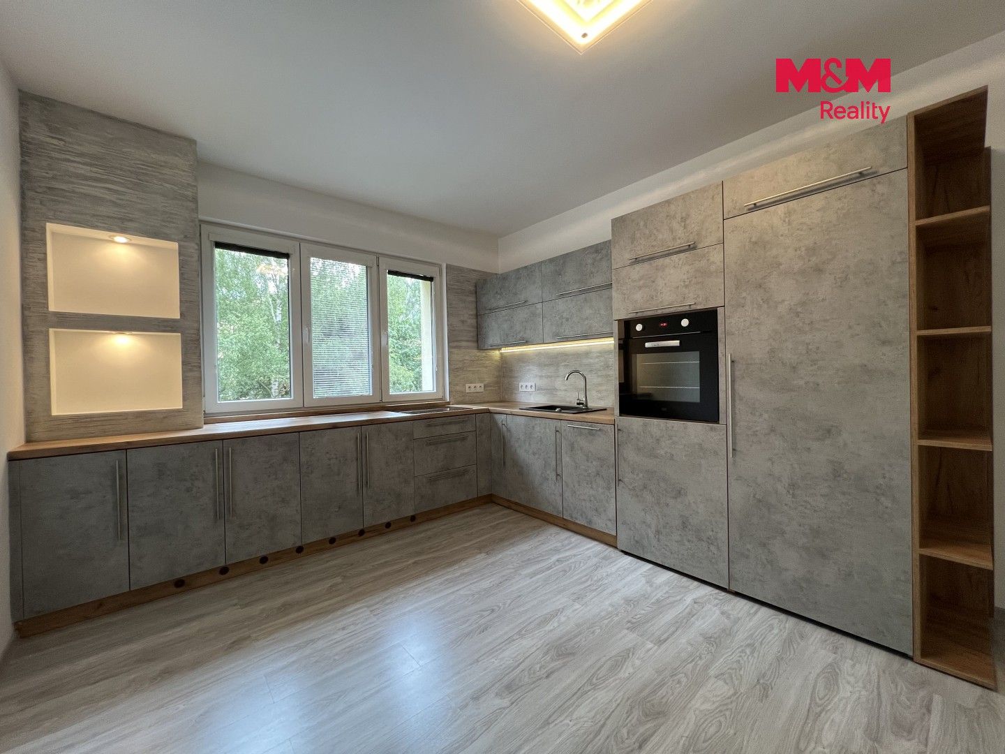 Pronájem bytu 3+kk 56 m² - foto 2