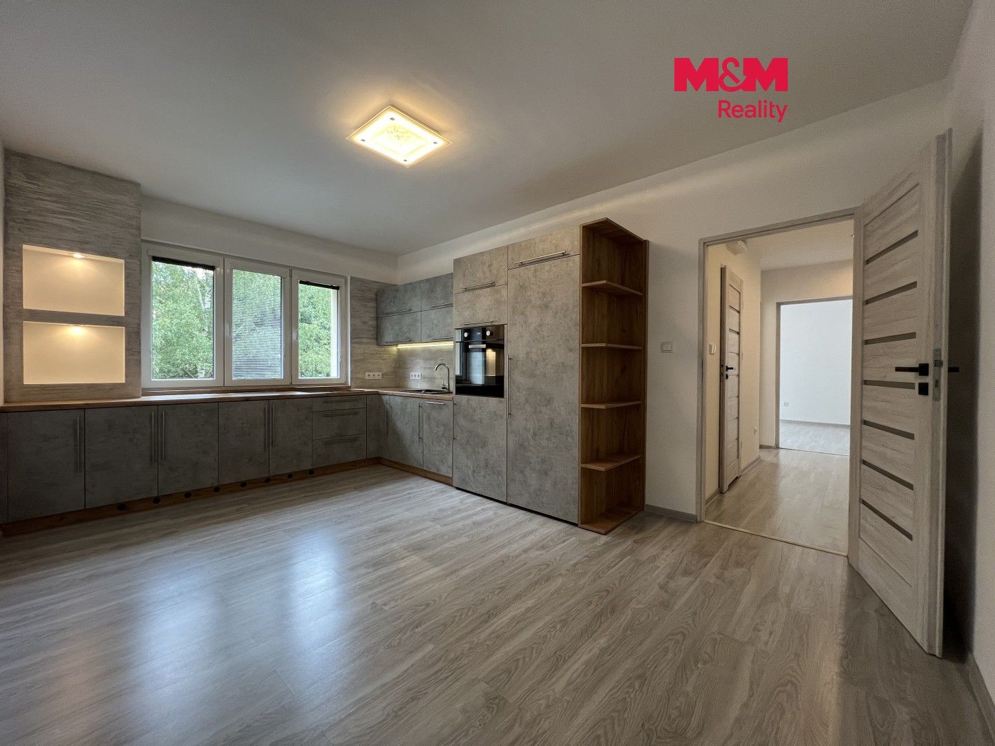 Pronájem bytu 3+kk 56 m² - foto 1