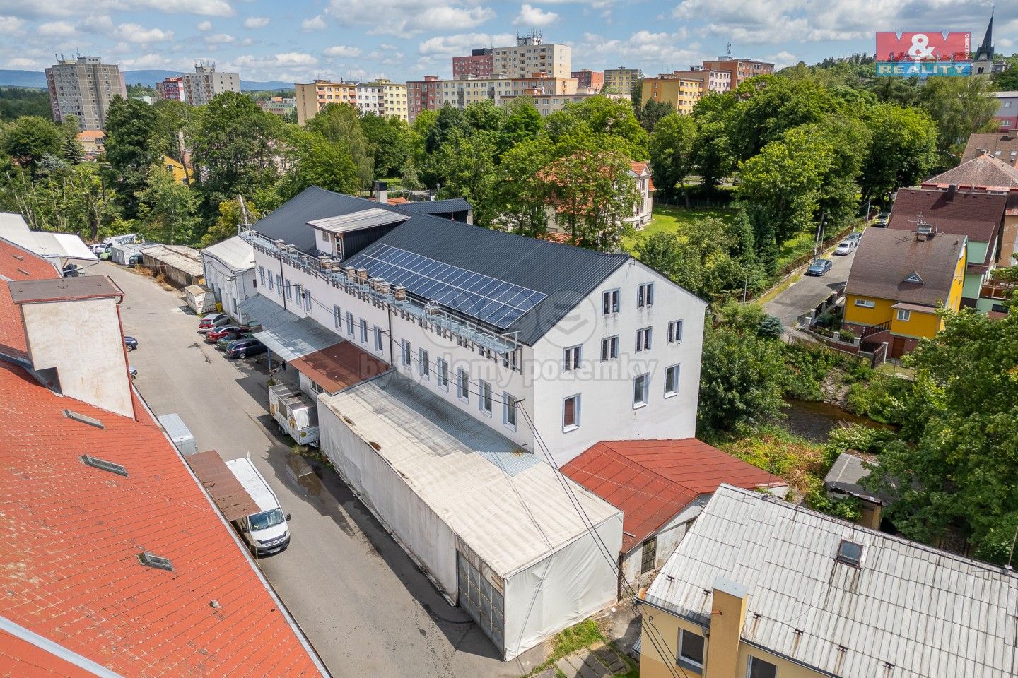Prodej komerčního prostoru 2100 m² - foto 30