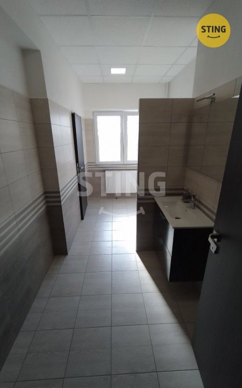 Pronájem komerčního prostoru 47 m² - foto 11
