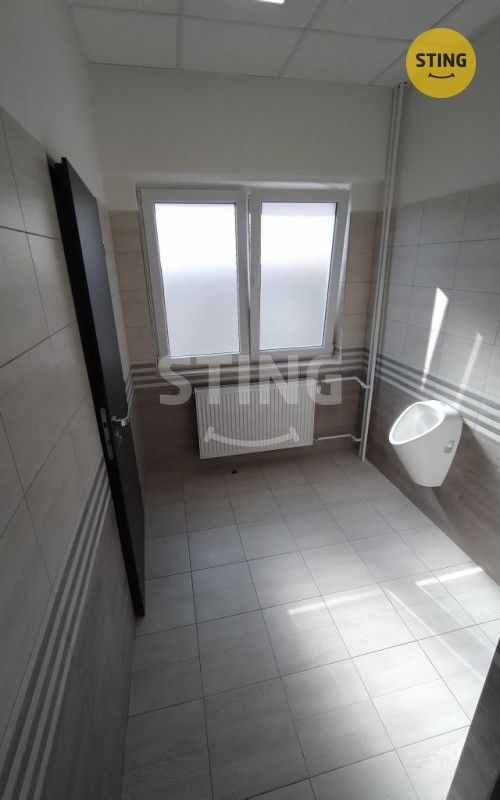 Pronájem komerčního prostoru 47 m² - foto 20