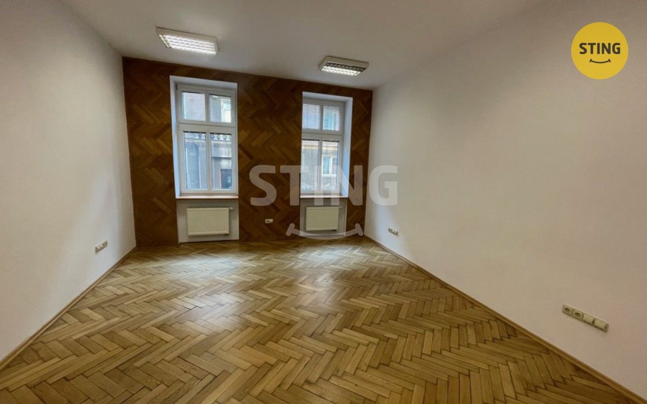 Pronájem komerčního prostoru 108 m² - foto 3