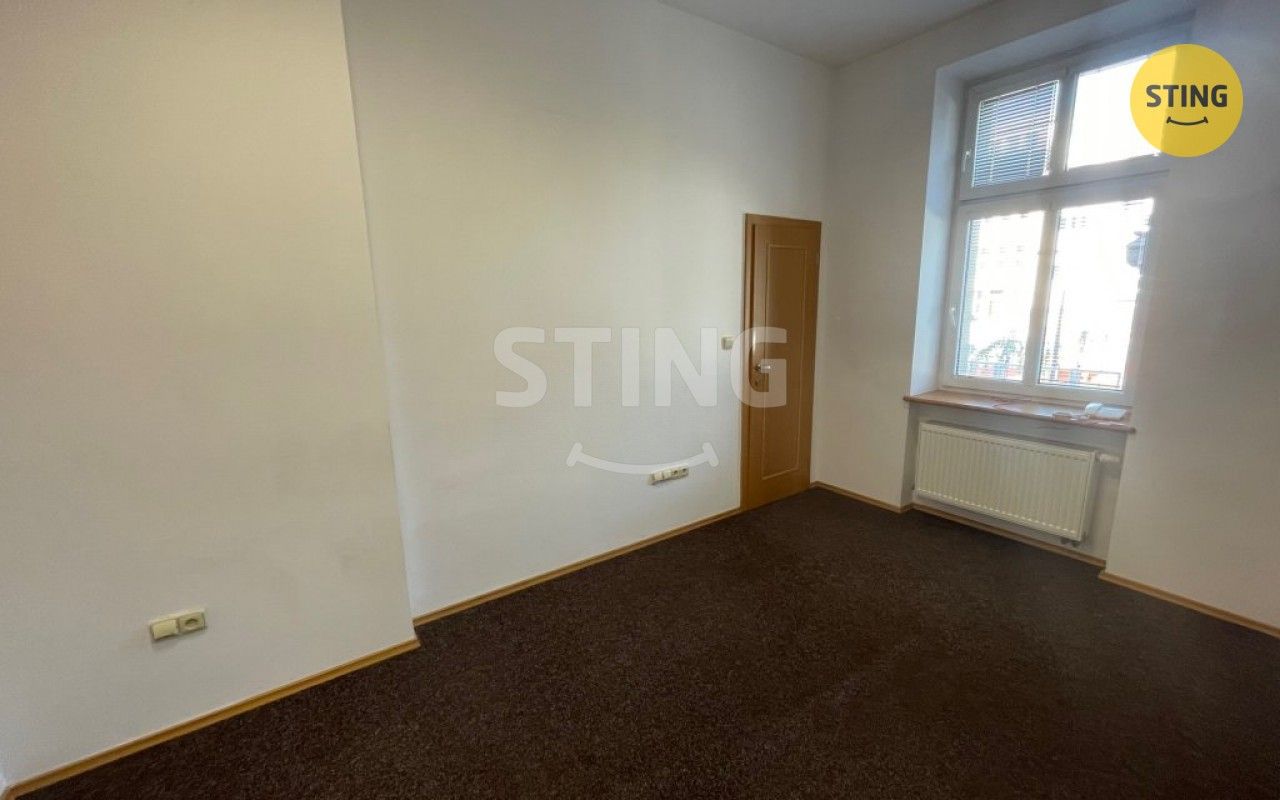 Pronájem komerčního prostoru 108 m² - foto 8