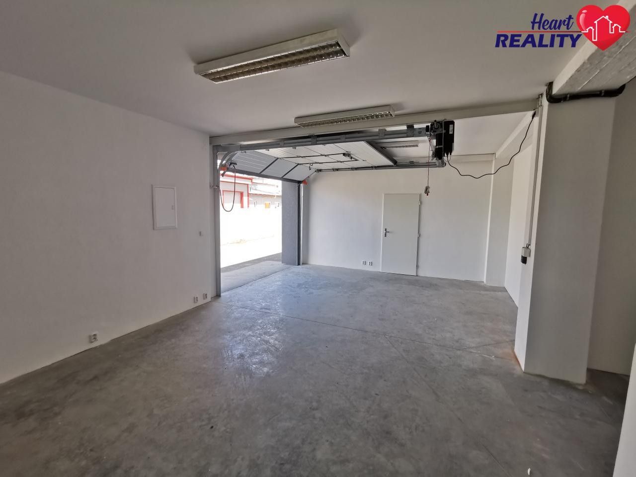 Pronájem komerčního prostoru 61 m² - foto 5