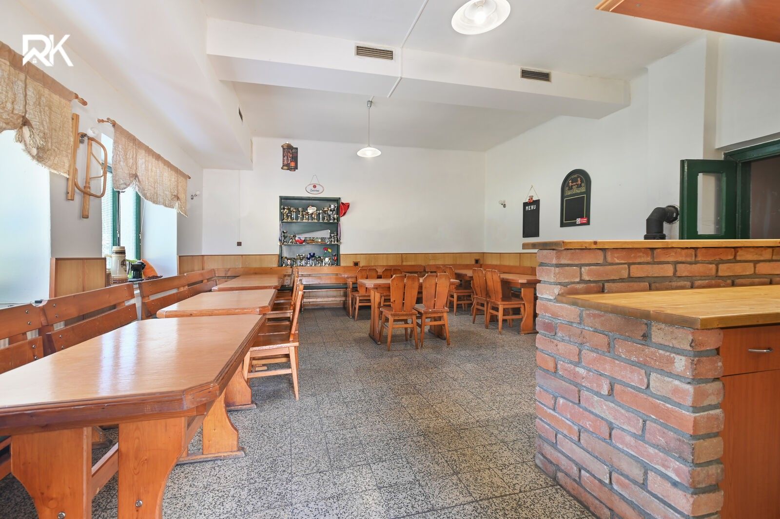 Prodej komerčního prostoru 470 m² - foto 4