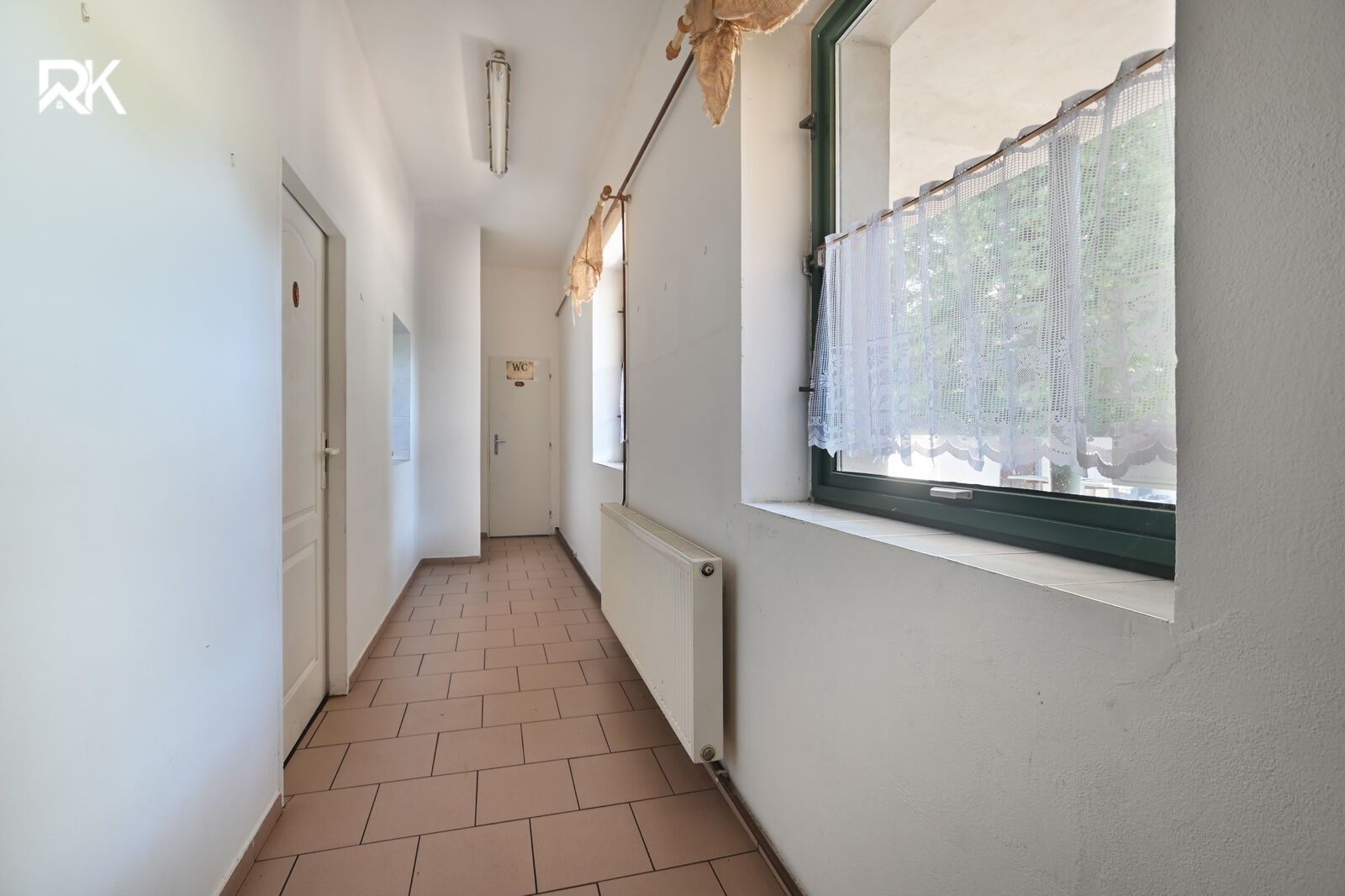 Prodej komerčního prostoru 470 m² - foto 8