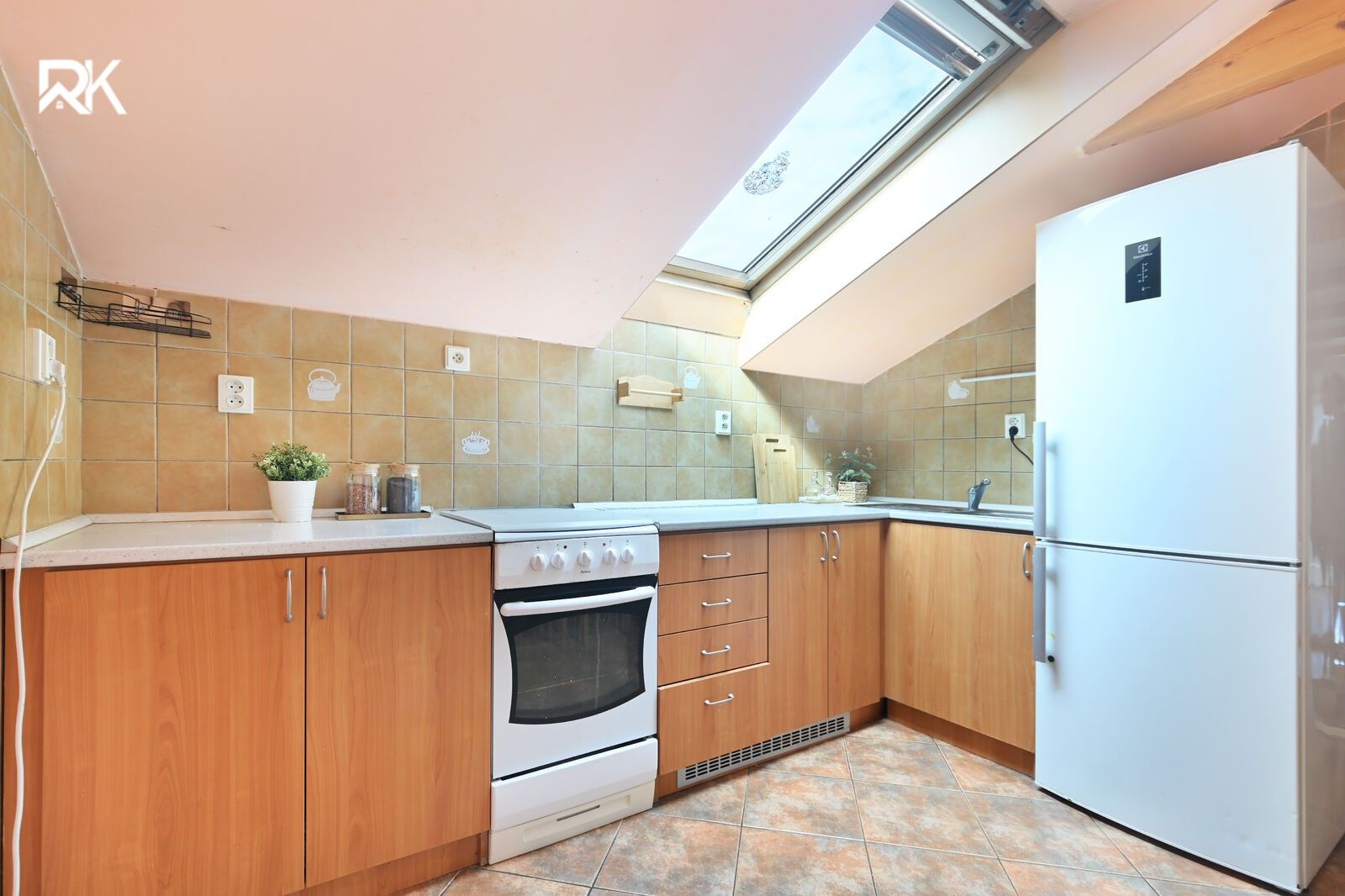 Prodej komerčního prostoru 470 m² - foto 10