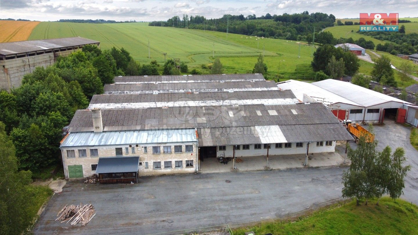 Prodej komerčního prostoru 1200 m² - foto 2