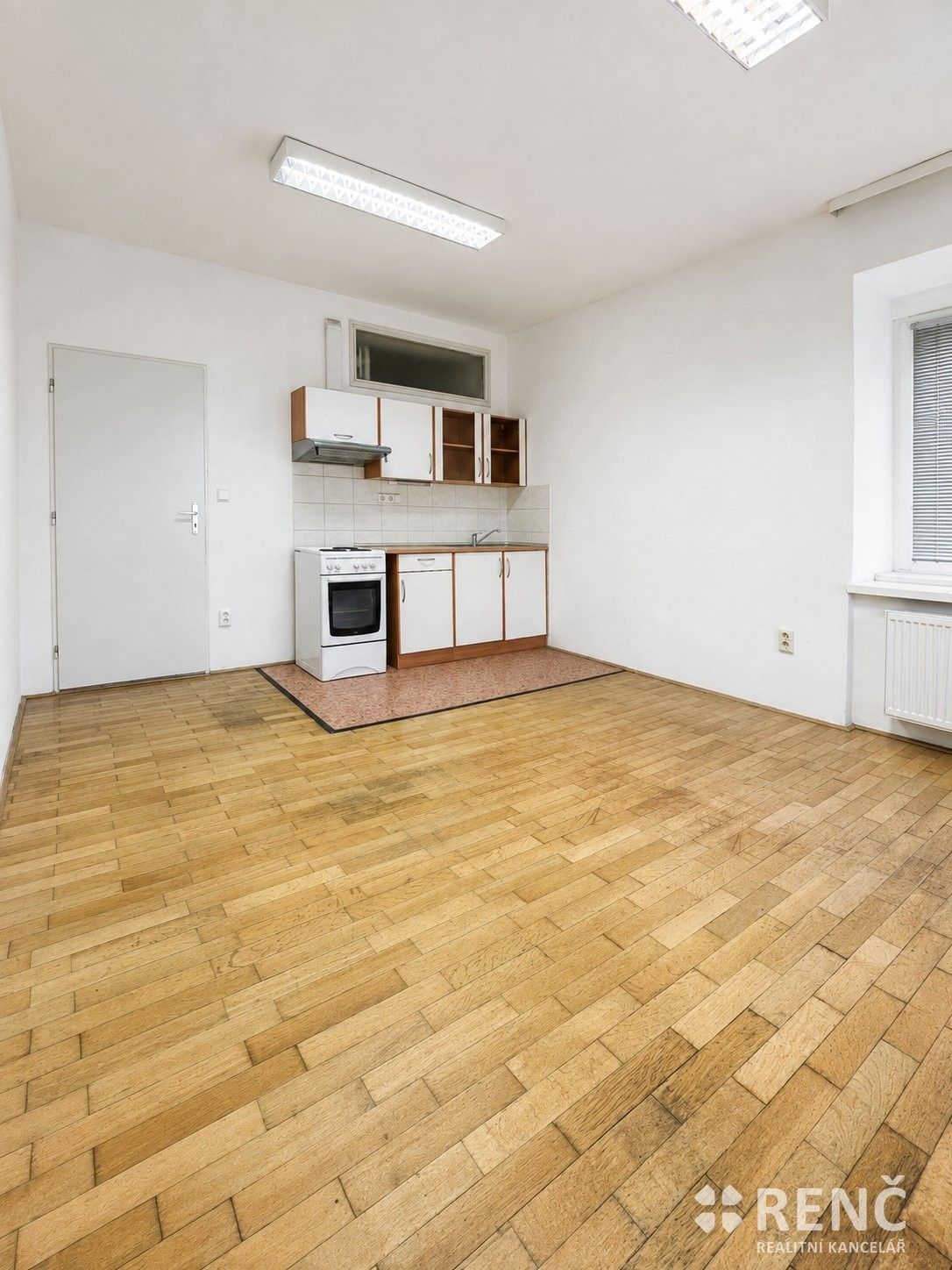 Pronájem bytu 2+kk 52 m² - foto 1