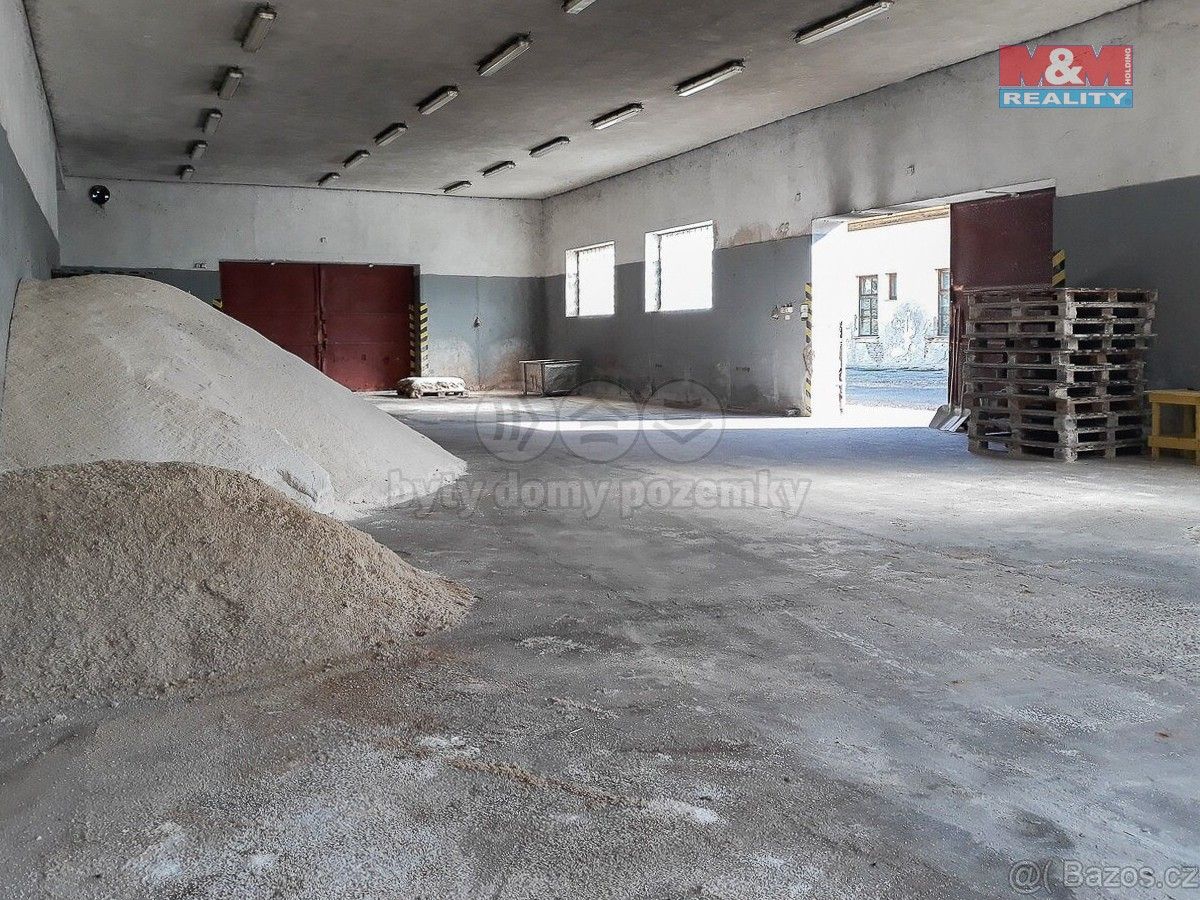 Prodej komerčního prostoru 9209 m² - foto 11