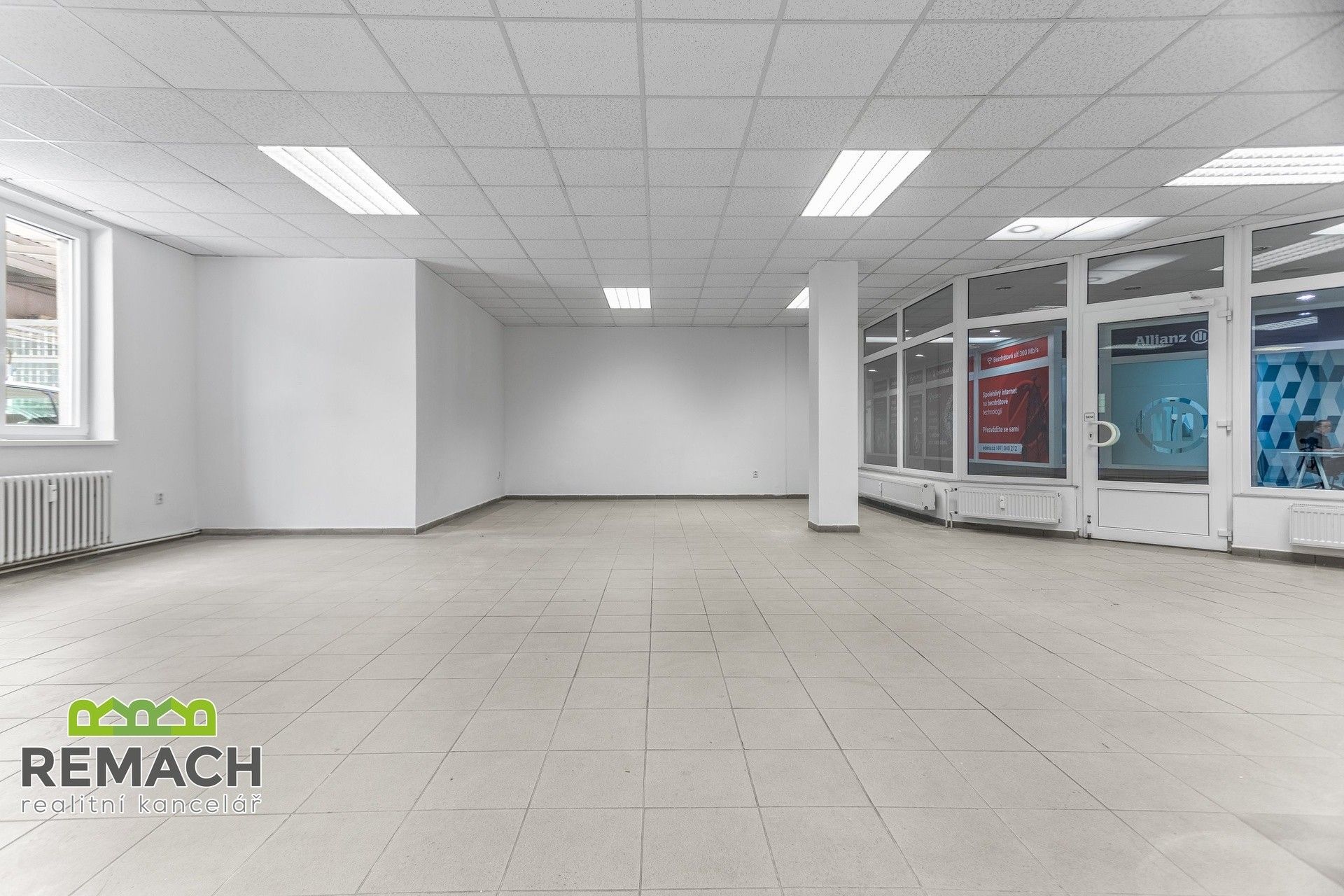 Pronájem komerčního prostoru 113 m² - foto 3