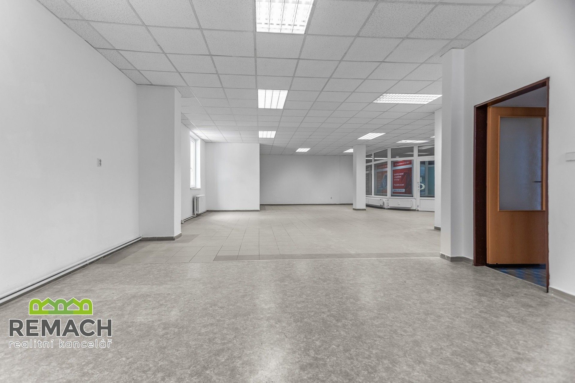 Pronájem komerčního prostoru 113 m² - foto 5