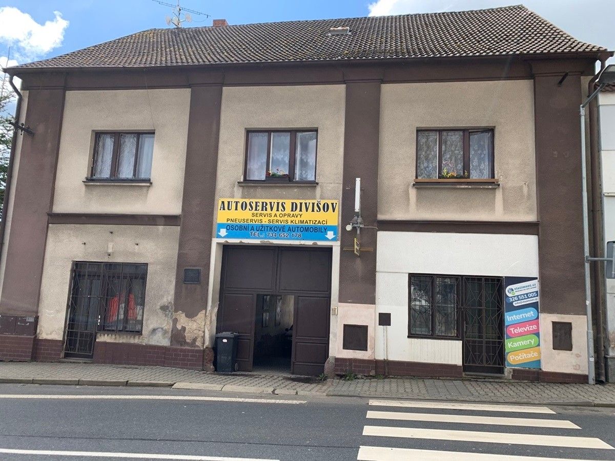 Prodej komerčního prostoru 1744 m² - foto 1