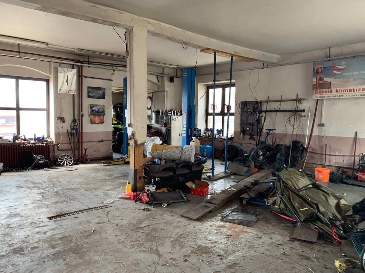 Prodej komerčního prostoru 1744 m² - foto 5