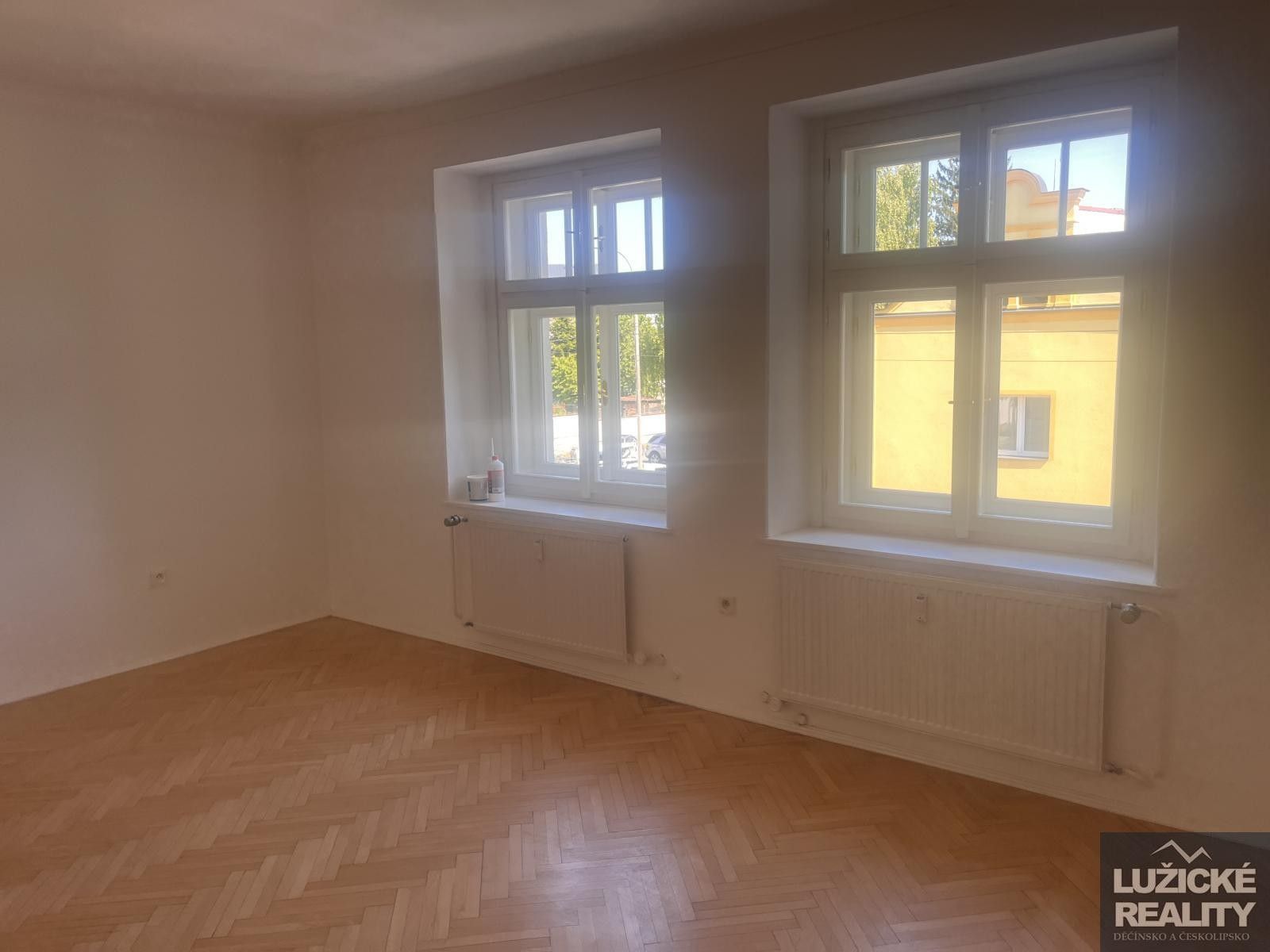 Pronájem bytu 2+1 79 m² - foto 13