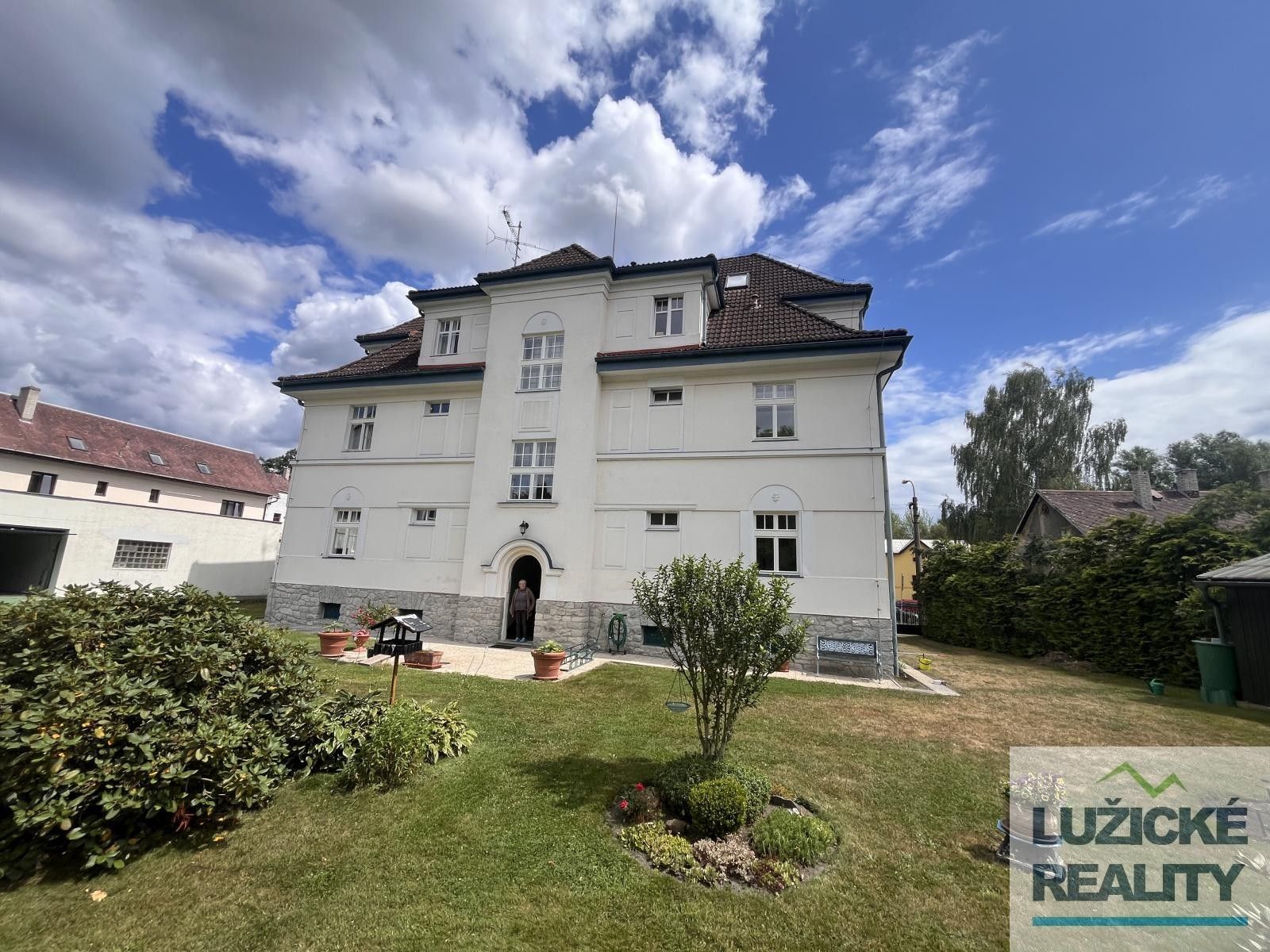 Pronájem bytu 2+1 79 m² - foto 17