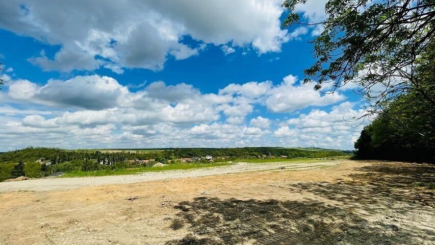 Prodej pozemku 925 m² - foto 1
