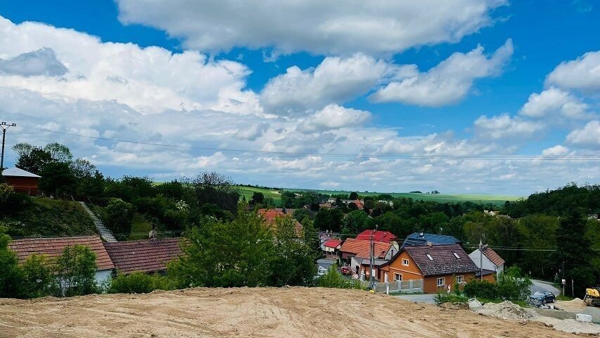 Prodej pozemku 925 m² - foto 2