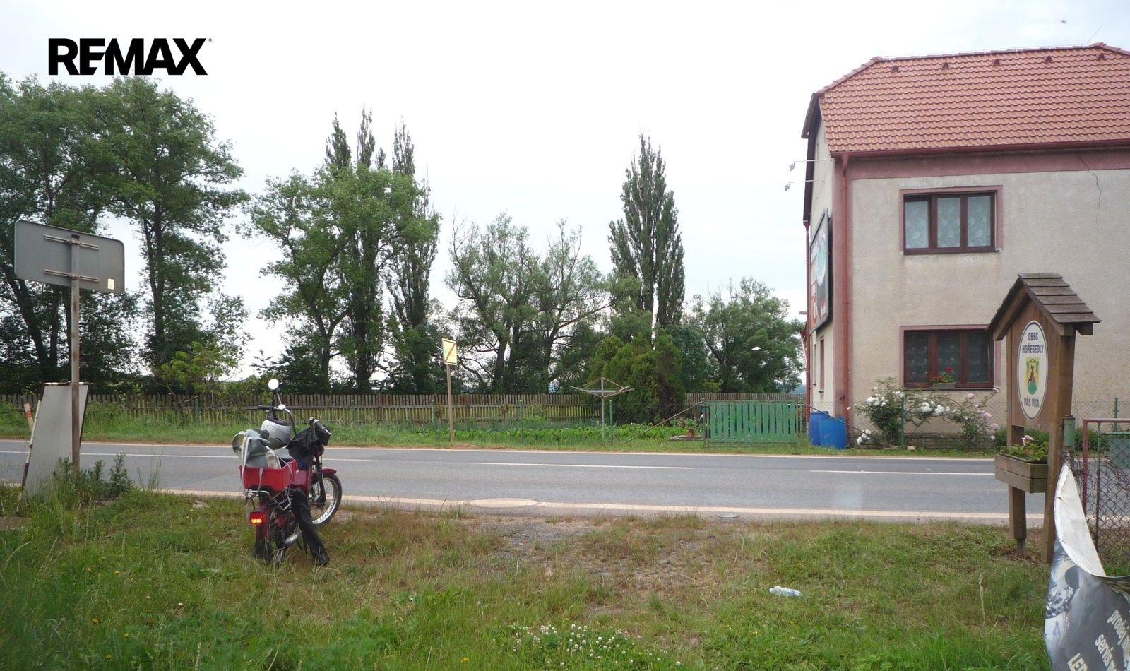 Prodej pozemku 985 m² - foto 6