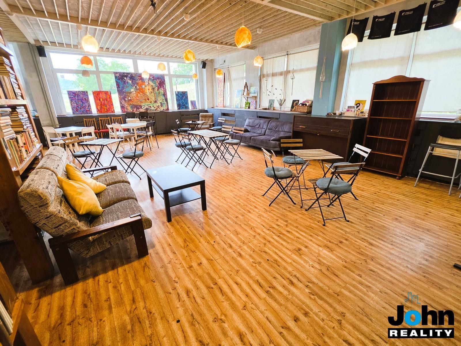 Pronájem komerčního prostoru 170 m² - foto 3
